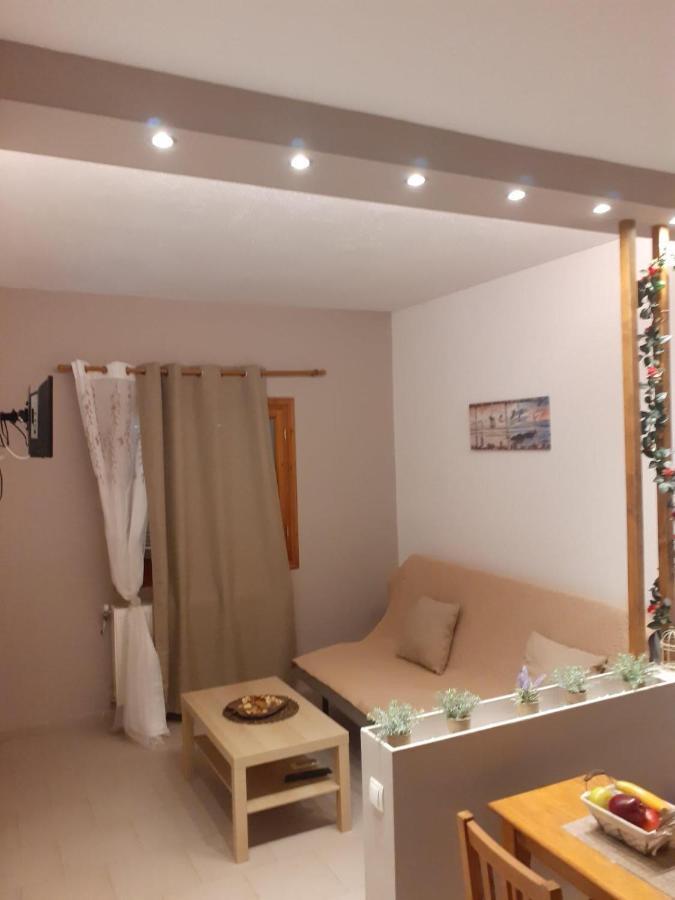 Elaionas Apt. Pszakúdia Kültér fotó