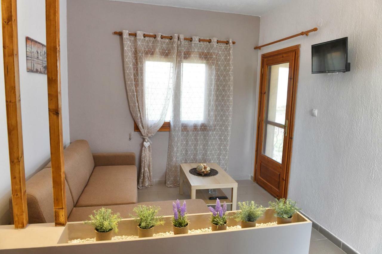 Elaionas Apt. Pszakúdia Kültér fotó