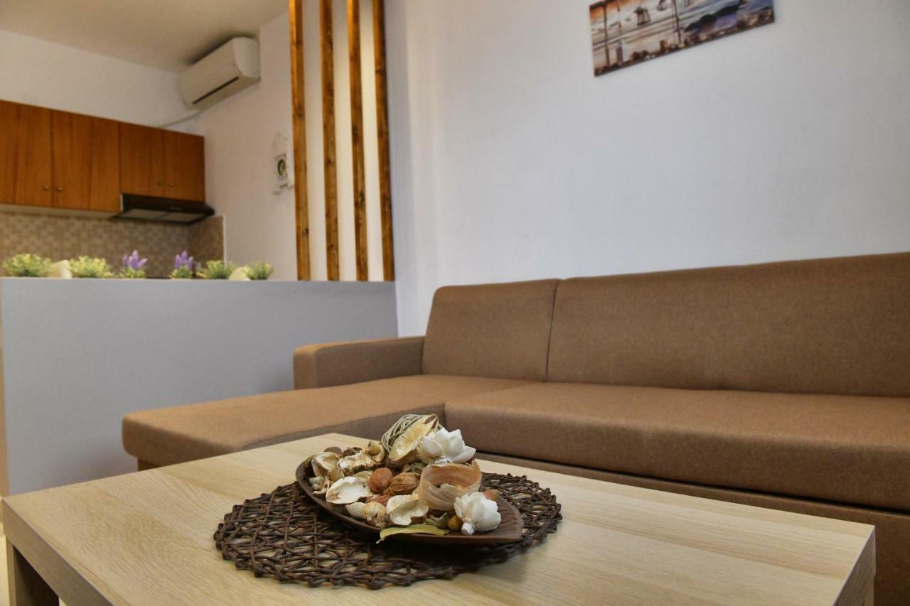 Elaionas Apt. Pszakúdia Kültér fotó