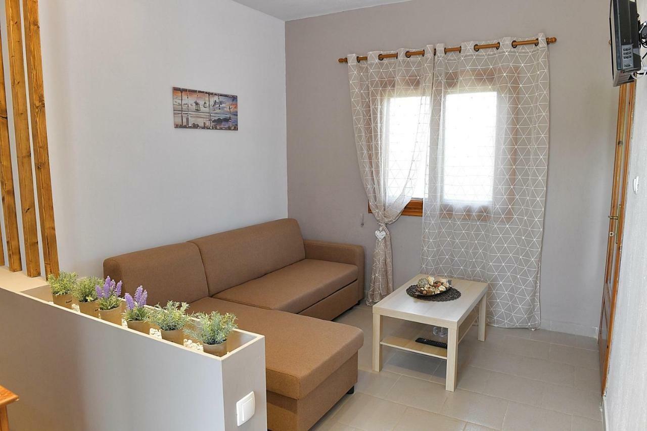 Elaionas Apt. Pszakúdia Kültér fotó